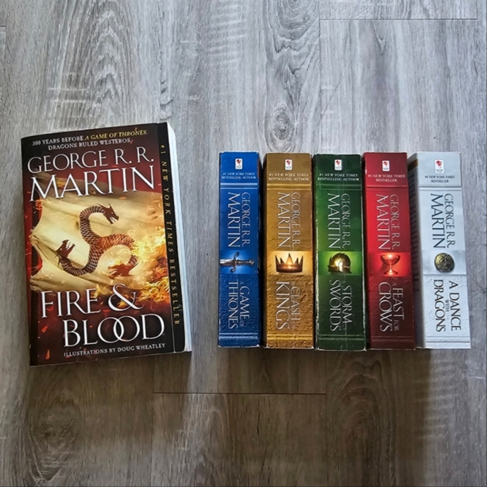 Game of Thrones book set + Fire & Blood